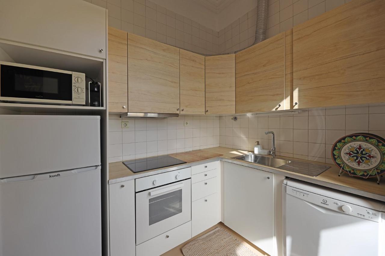 Flh Porto Classic Apartment With Parking Eksteriør billede