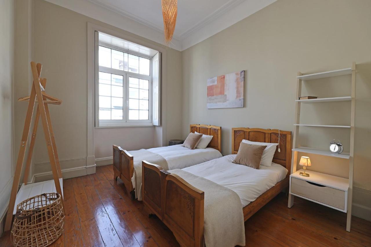 Flh Porto Classic Apartment With Parking Eksteriør billede